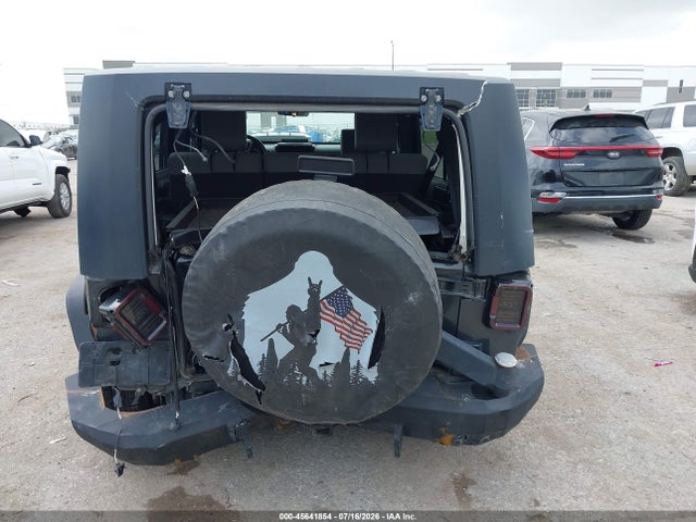 45641854 :رقم المزاد ، 1J4BA3H18AL145785 vin ، 2010 Jeep Wrangler Unlimited Sport مزاد بيع