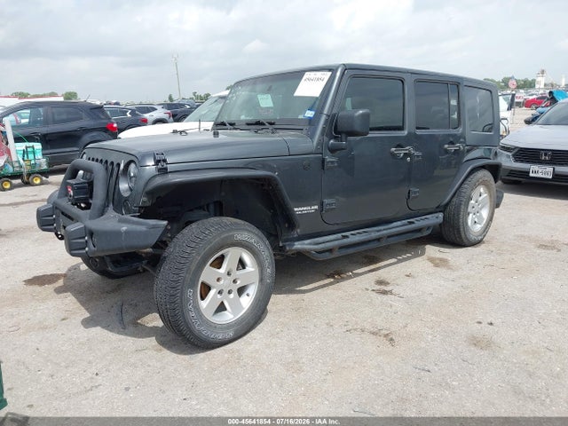 45641854 :رقم المزاد ، 1J4BA3H18AL145785 vin ، 2010 Jeep Wrangler Unlimited Sport مزاد بيع