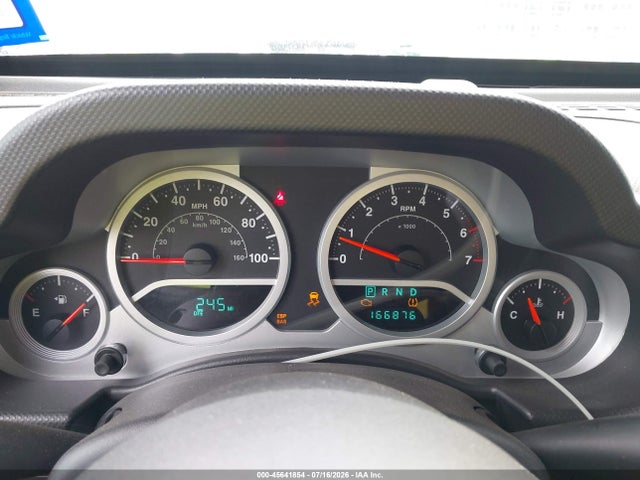 45641854 :رقم المزاد ، 1J4BA3H18AL145785 vin ، 2010 Jeep Wrangler Unlimited Sport مزاد بيع