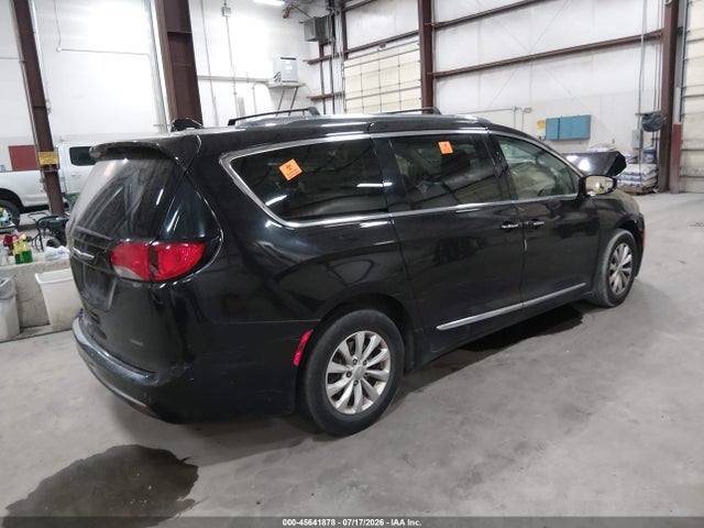 Chrysler Pacifica Touring L 2018 2C4RC1BG0JR352775 Image 4