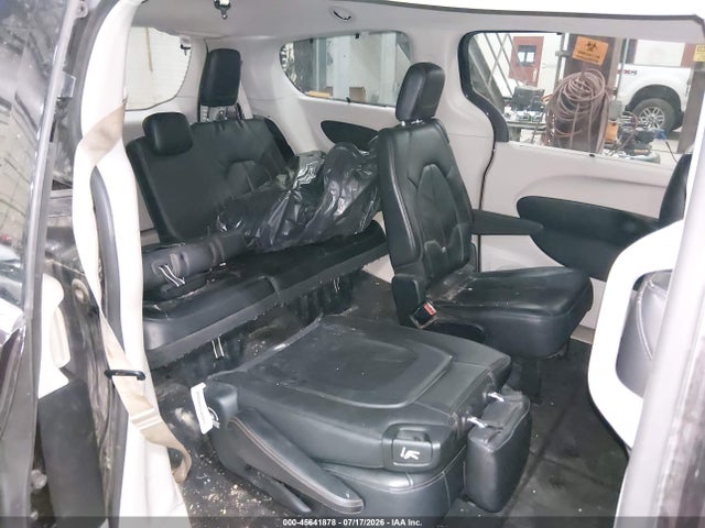 Chrysler Pacifica Touring L 2018 2C4RC1BG0JR352775 Image 8