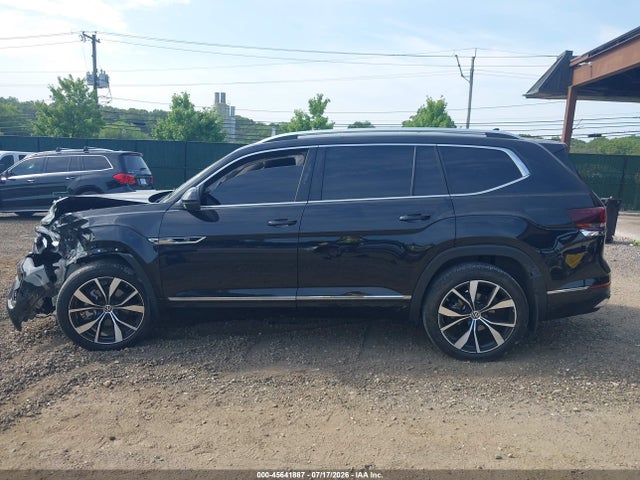 2024 Volkswagen Atlas 2.0t Sel Premium R-line მანქანა იყიდება აუქციონზე, vin: 1V2FR2CA5RC613578, აუქციონის ნომერი: 45641887