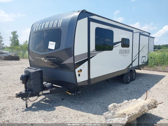 Продаж на аукціоні авто 2023 Forest River Rockwood Ultra Lite Travel Trailer, vin: 4X4TRLB22PZ184974, номер лоту: 45641891