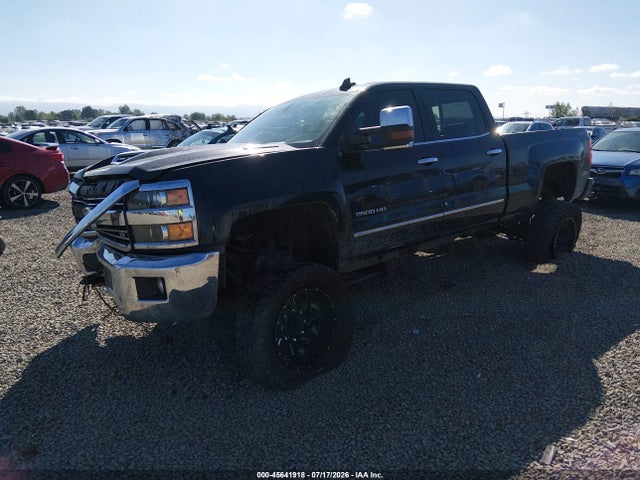 45641918 :رقم المزاد ، 1GC1KWEY5JF289021 vin ، 2018 Chevrolet Silverado 2500hd Ltz مزاد بيع