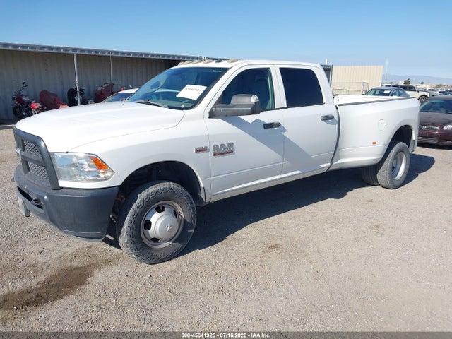 RAM 3500 2018 3C63RRGJ2JG412608 Image 2