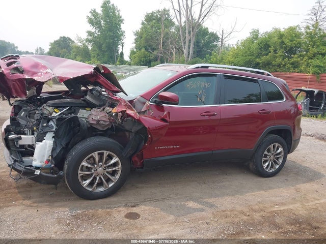 45641940 :رقم المزاد ، 1C4PJMMX2MD237842 vin ، 2021 Jeep Cherokee Latitude Lux 4x4 مزاد بيع