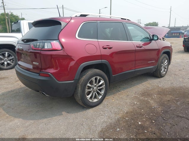 45641940 :رقم المزاد ، 1C4PJMMX2MD237842 vin ، 2021 Jeep Cherokee Latitude Lux 4x4 مزاد بيع