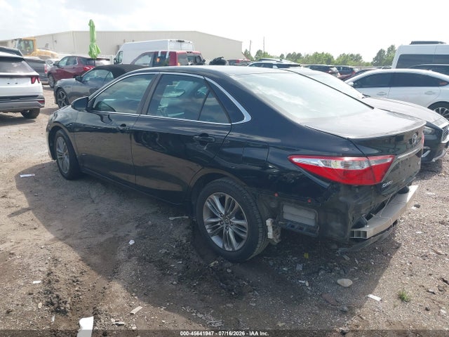 2015 Toyota Camry Se მანქანა იყიდება აუქციონზე, vin: 4T1BF1FK6FU075031, აუქციონის ნომერი: 45641947