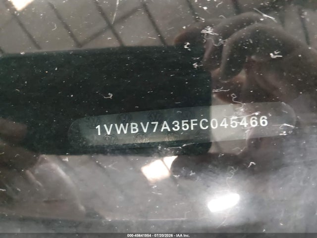 1VWBV7A35FC045466 Volkswagen Passat 2.0l Tdi Se