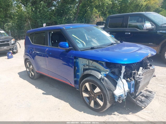 45641981 :رقم المزاد ، KNDJ33AU9L7106702 vin ، 2020 Kia Soul Ex مزاد بيع
