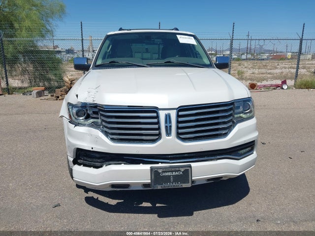 5LMJJ2HT3HEL08251 Lincoln Navigator Select