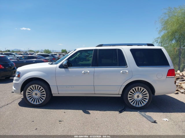 5LMJJ2HT3HEL08251 Lincoln Navigator Select