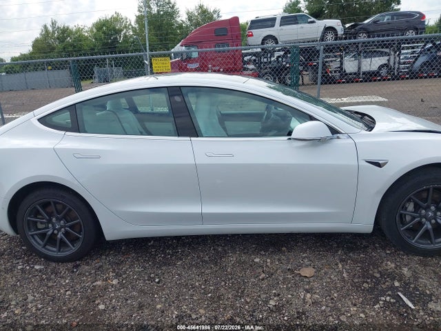 Продаж на аукціоні авто 2019 Tesla Model 3 Long Range/mid Range/standard Range/standard Range Plus, vin: 5YJ3E1EA1KF486618, номер лоту: 45641986