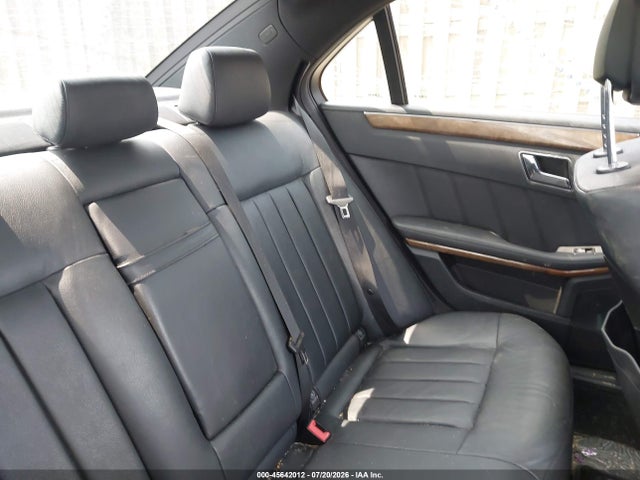 45642012 :رقم المزاد ، WDDHF9AB3AA248525 vin ، 2010 Mercedes-benz E 550 4matic مزاد بيع