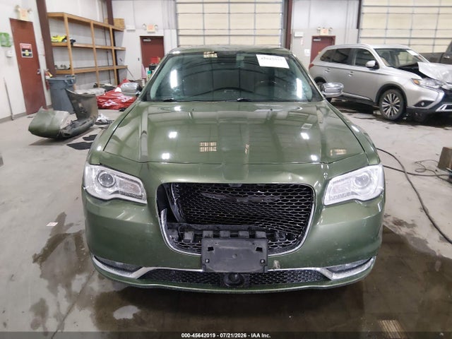 Продаж на аукціоні авто 2018 Chrysler 300 Limited, vin: 2C3CCAEGXJH324512, номер лоту: 45642019