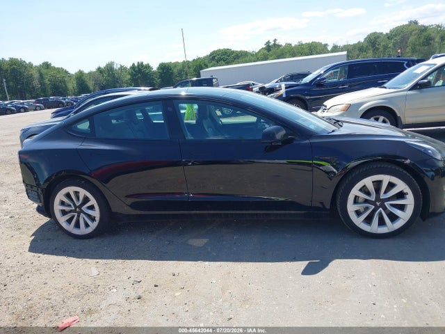 45642044 :رقم المزاد ، 5YJ3E1EA6NF287858 vin ، 2022 Tesla Model 3 Rear-wheel Drive مزاد بيع
