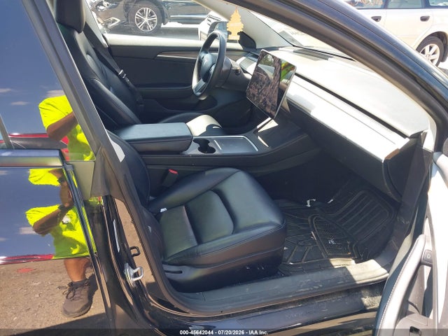 45642044 :رقم المزاد ، 5YJ3E1EA6NF287858 vin ، 2022 Tesla Model 3 Rear-wheel Drive مزاد بيع