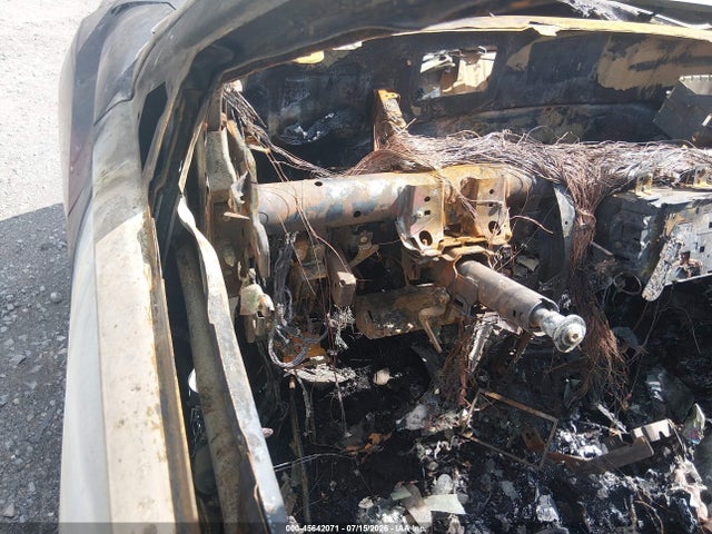 45642071 :رقم المزاد ، 3N1CP5DV9PL542645 vin ، 2023 Nissan Kicks Sr Xtronic Cvt مزاد بيع