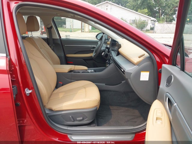 Auction sale of the 2025 Hyundai Sonata Hybrid Limited, vin: KMHL54JJ0SA126266, lot number: 45642097