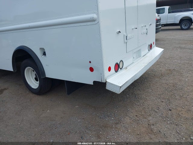 Ford E-350 Stripped 2021 1FC3E3KK7MDC17946 Image 13