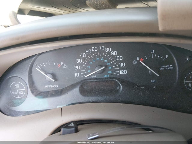Продажа на аукционе авто 2003 Buick Century Custom, vin: 2G4WS52J831275062, номер лота: 45642202