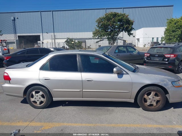 Aukcja sprzedaży 1998 Honda Accord Ex, vin: 1HGCG667XWA260345, numer aukcji: 45642243