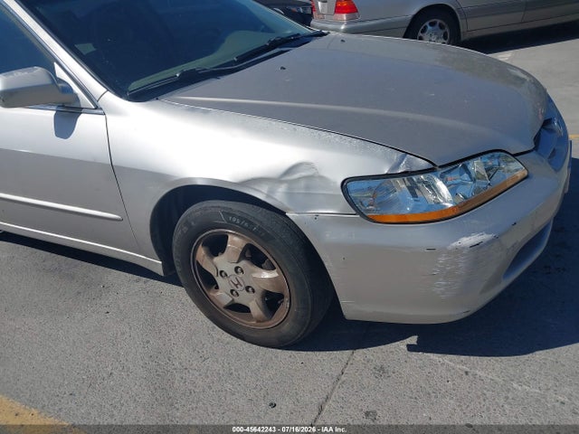 Aukcja sprzedaży 1998 Honda Accord Ex, vin: 1HGCG667XWA260345, numer aukcji: 45642243