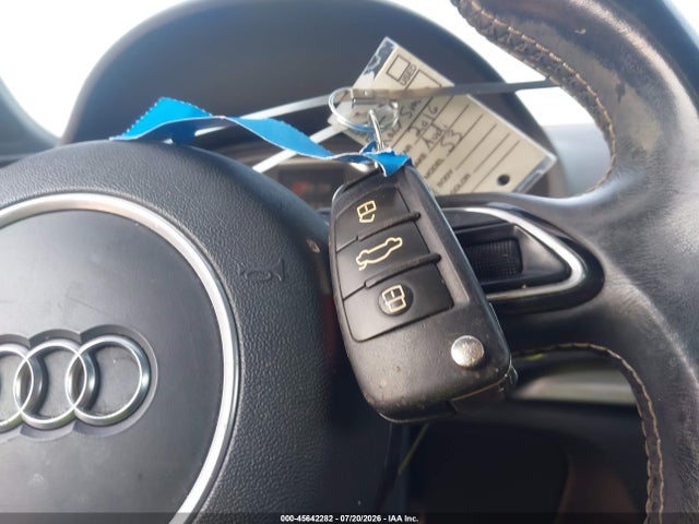 Продаж на аукціоні авто 2016 Audi S3 Premium Plus, vin: WAUB1GFF5G1056172, номер лоту: 45642282