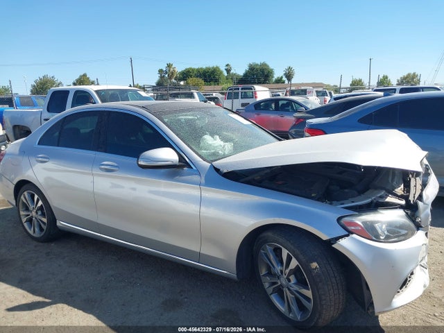 Mercedes-Benz C 300 2015 55SWF4JB9FU059332 Image 16
