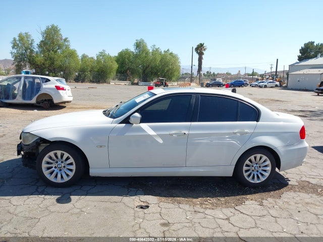 2009 Bmw 328i მანქანა იყიდება აუქციონზე, vin: WBAPH53599A438600, აუქციონის ნომერი: 45642332