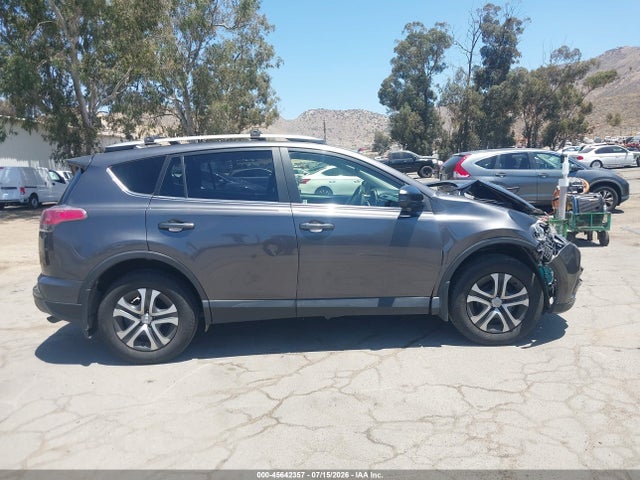 Toyota RAV4 LE 2017 JTMBFREV2HJ131680 Image 14