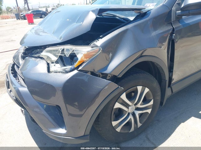 Toyota RAV4 LE 2017 JTMBFREV2HJ131680 Image 6