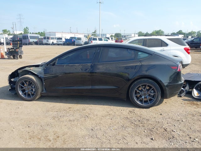 Tesla Model 3 Long Range Dual Motor All-wheel Drive 2022 5YJ3E1EB3NF174376 Image 15