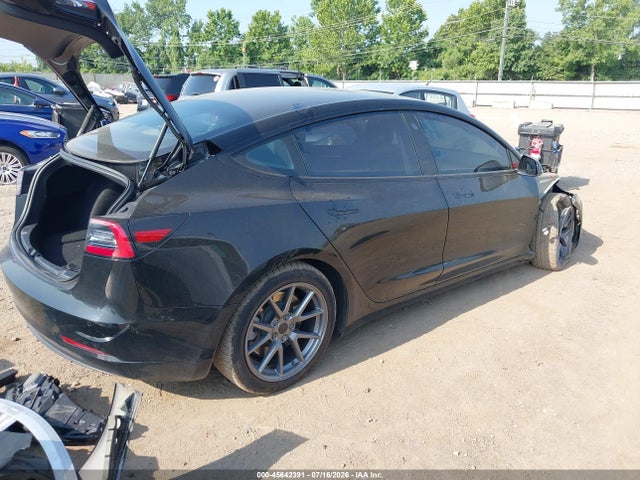 Tesla Model 3 Long Range Dual Motor All-wheel Drive 2022 5YJ3E1EB3NF174376 Image 4