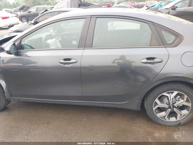 Продажа на аукционе авто 2021 Kia Forte Lxs, vin: 3KPF24AD6ME300961, номер лота: 45642403