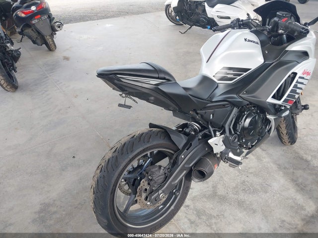 Kawasaki Ex650 P 2026 ML5EXEP11TDAH1369 Image 4