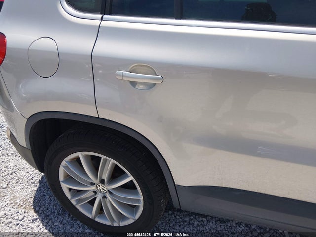 Aukcja sprzedaży 2011 Volkswagen Tiguan Se, vin: WVGAV7AX6BW548204, numer aukcji: 45642428