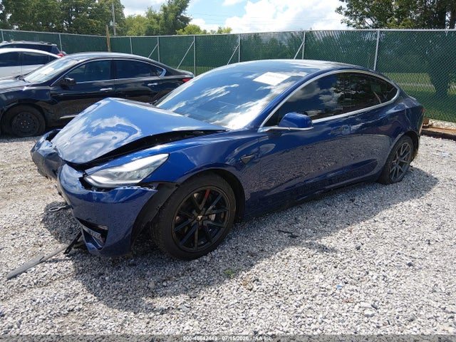 5YJ3E1EB1KF452607 Tesla Model 3 Long Range/performance