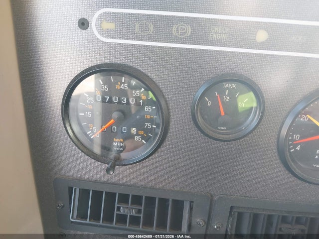 45642489 :رقم المزاد ، 1GBKP37N8M3313247 vin ، 1992 Chevrolet P30 مزاد بيع