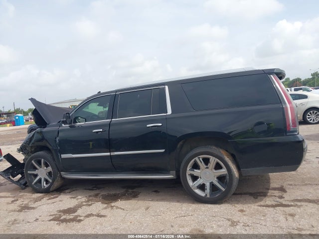 45642514 :رقم المزاد ، 1GYS3SKJ8FR645463 vin ، 2015 Cadillac Escalade Esv Luxury مزاد بيع