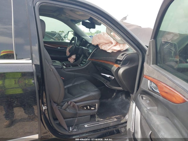45642514 :رقم المزاد ، 1GYS3SKJ8FR645463 vin ، 2015 Cadillac Escalade Esv Luxury مزاد بيع