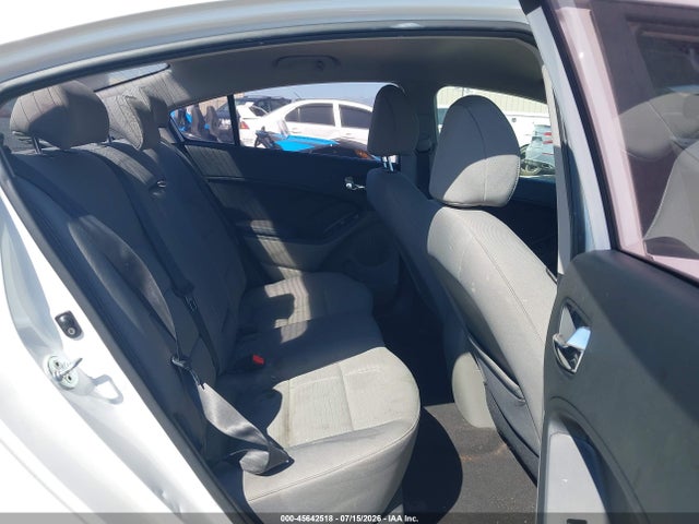 KIA FORTE LX 2016 KNAFX4A68G5577353 Image 8