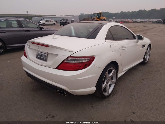 Aukcja sprzedaży 2014 Mercedes-benz Slk 250, vin: WDDPK4HA1EF089634, numer aukcji: 45642537