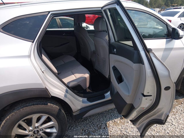 Hyundai TUCSON SE 2017 KM8J33A41HU555070 Image 8