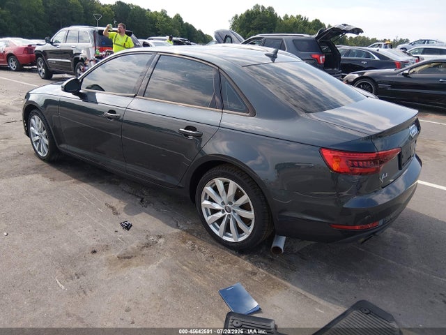 Продажа на аукционе авто 2017 Audi A4 Premium, vin: WAUANAF44HN029891, номер лота: 45642591