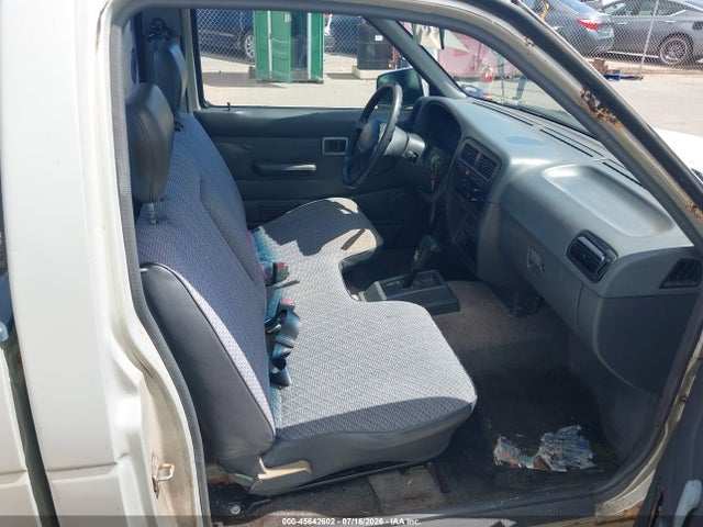 Продажа на аукционе авто 1996 Nissan Truck Xe, vin: 1N6SD11S0TC370013, номер лота: 45642602
