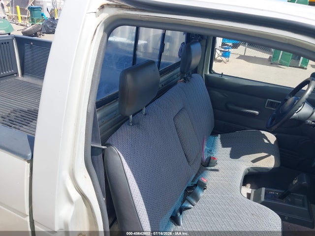 Продажа на аукционе авто 1996 Nissan Truck Xe, vin: 1N6SD11S0TC370013, номер лота: 45642602
