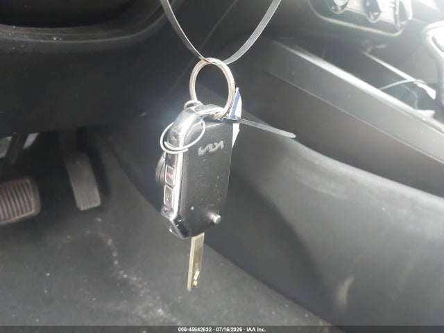 45642632 :رقم المزاد ، KNDJ23AU3R7917908 vin ، 2024 Kia Soul Lx مزاد بيع