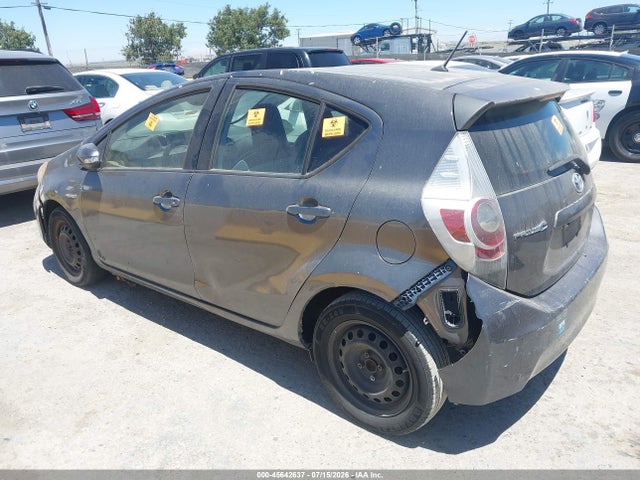 45642637 :رقم المزاد ، JTDKDTB30E1568014 vin ، 2014 Toyota Prius C One مزاد بيع