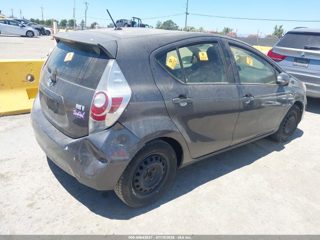 Toyota Prius C One 2014 JTDKDTB30E1568014 Image 4